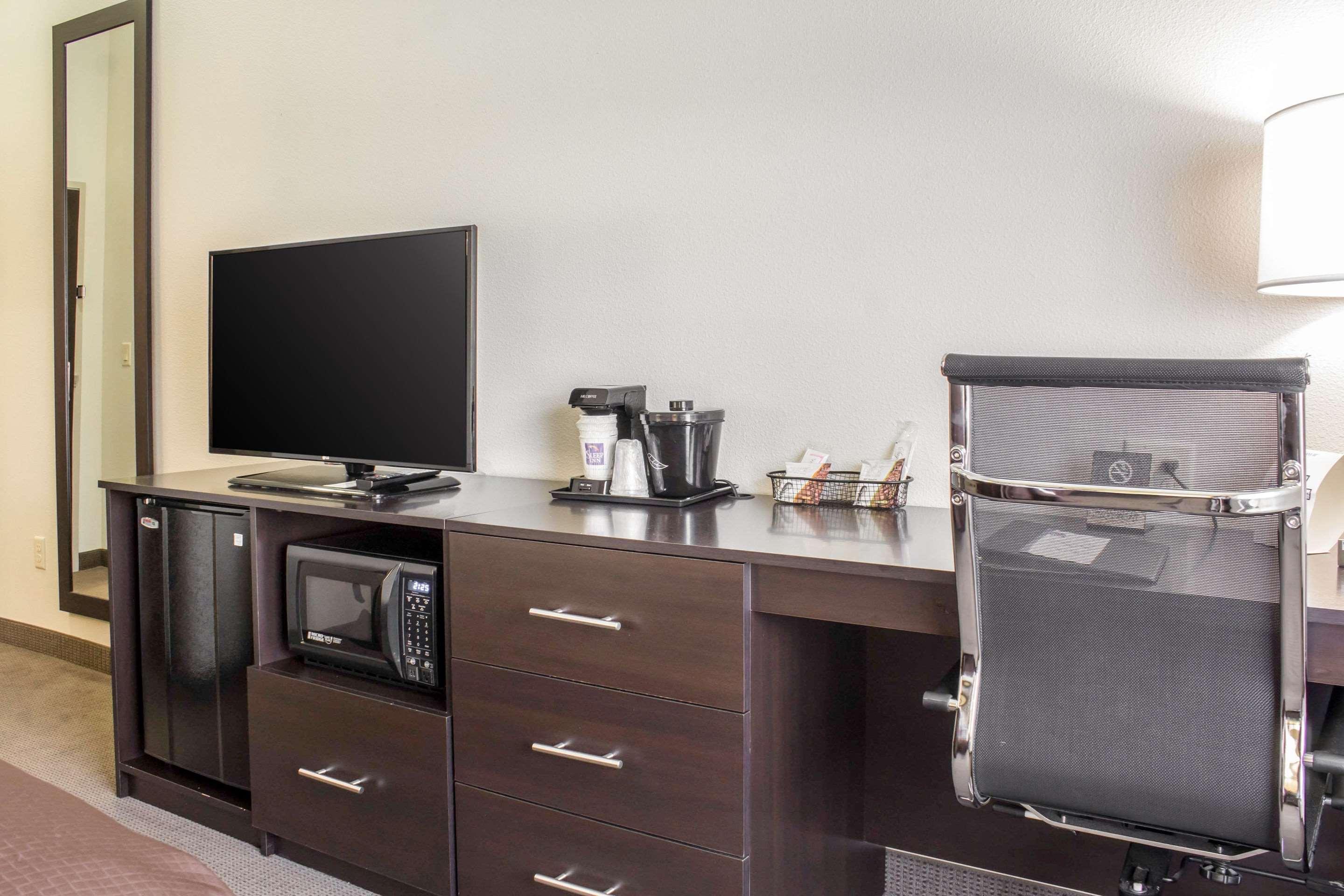Sleep Inn & Suites Lincoln University Area Εξωτερικό φωτογραφία