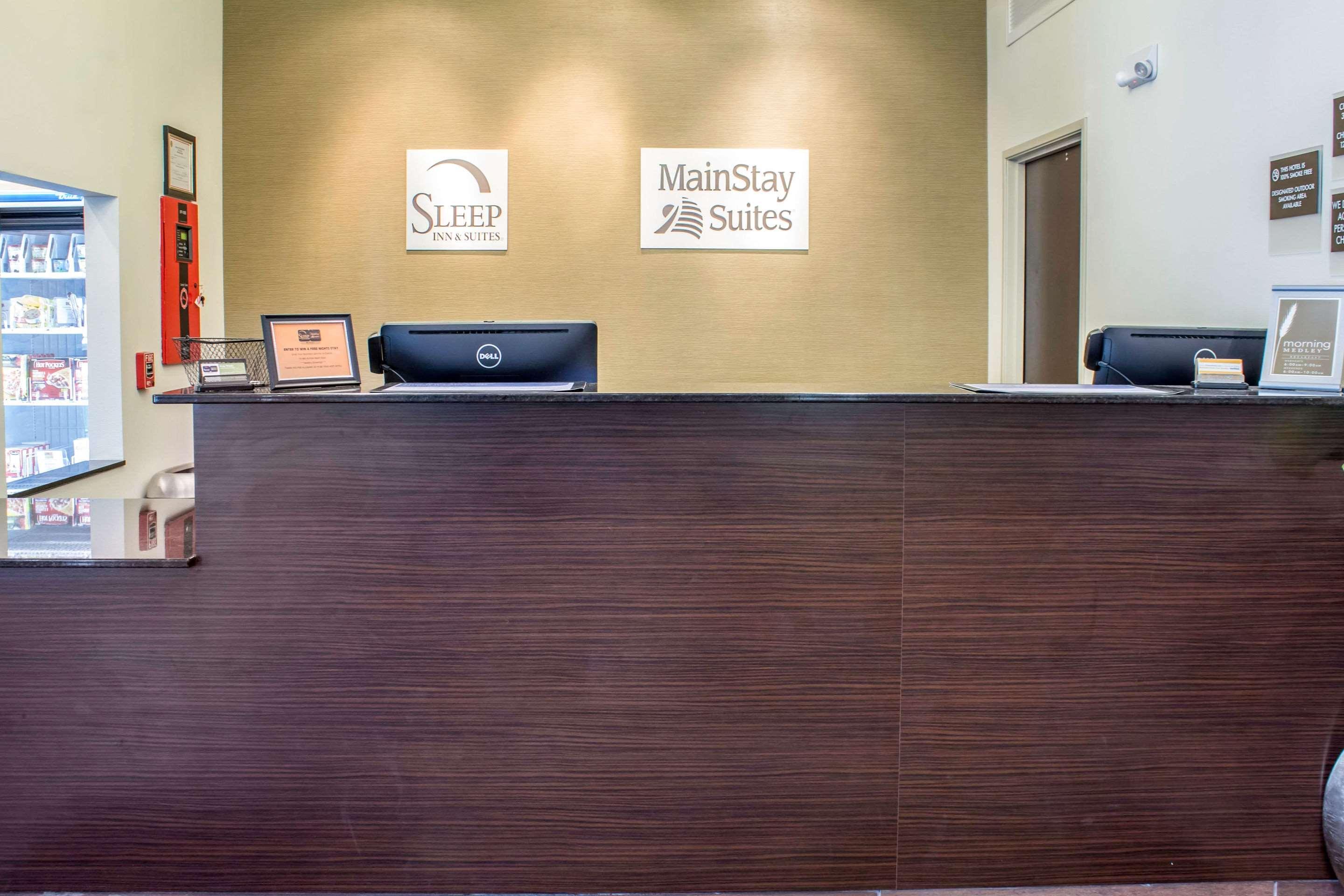 Sleep Inn & Suites Lincoln University Area Εξωτερικό φωτογραφία