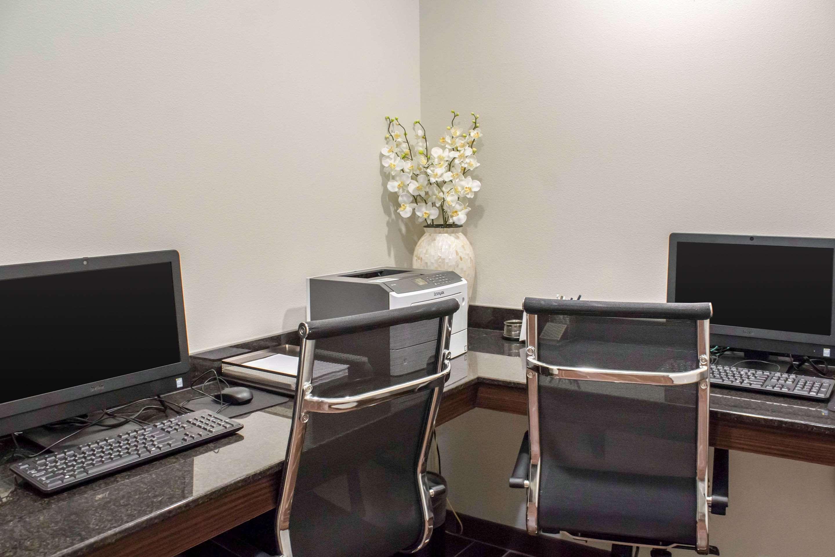 Sleep Inn & Suites Lincoln University Area Εξωτερικό φωτογραφία