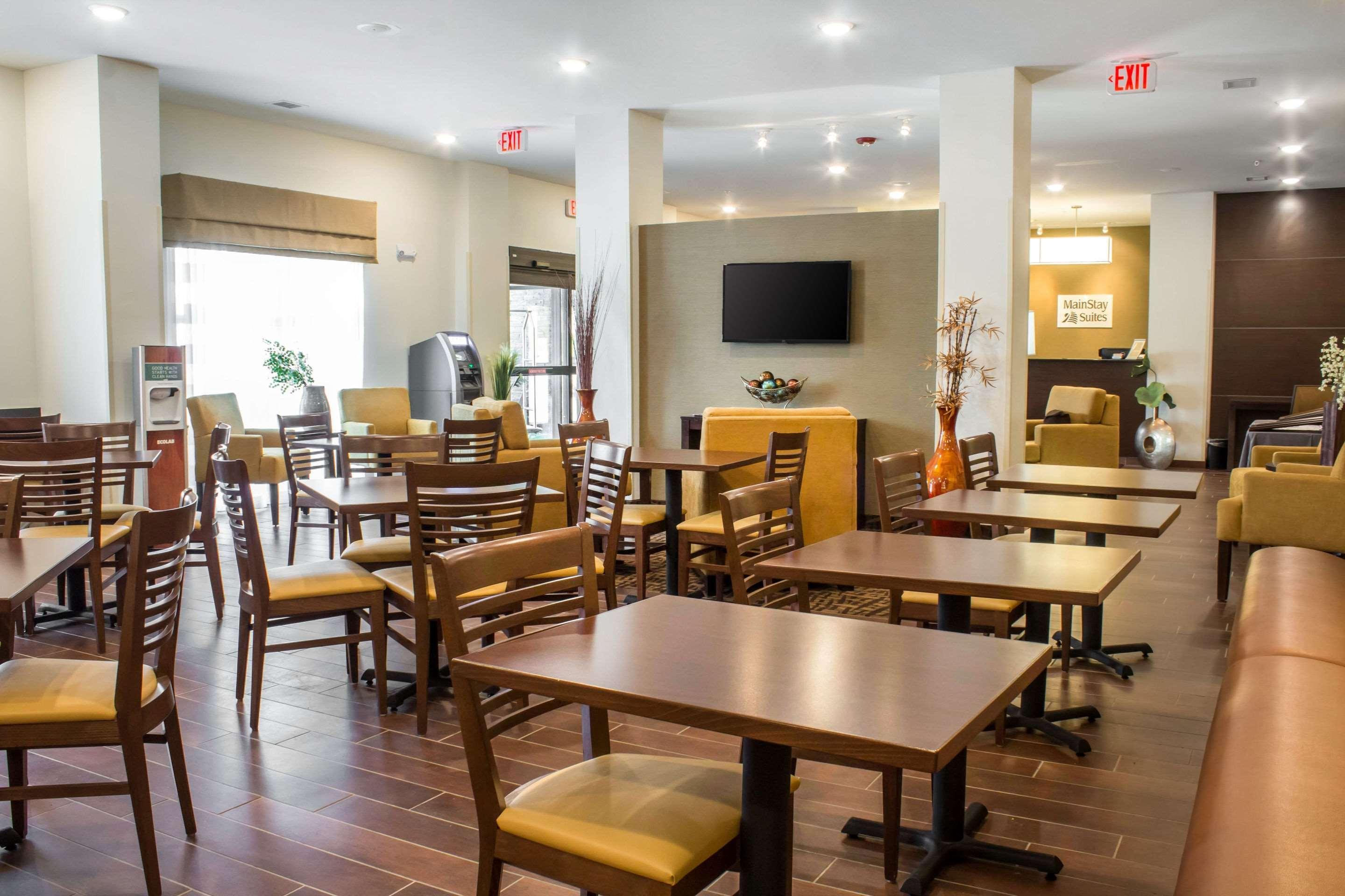 Sleep Inn & Suites Lincoln University Area Εξωτερικό φωτογραφία