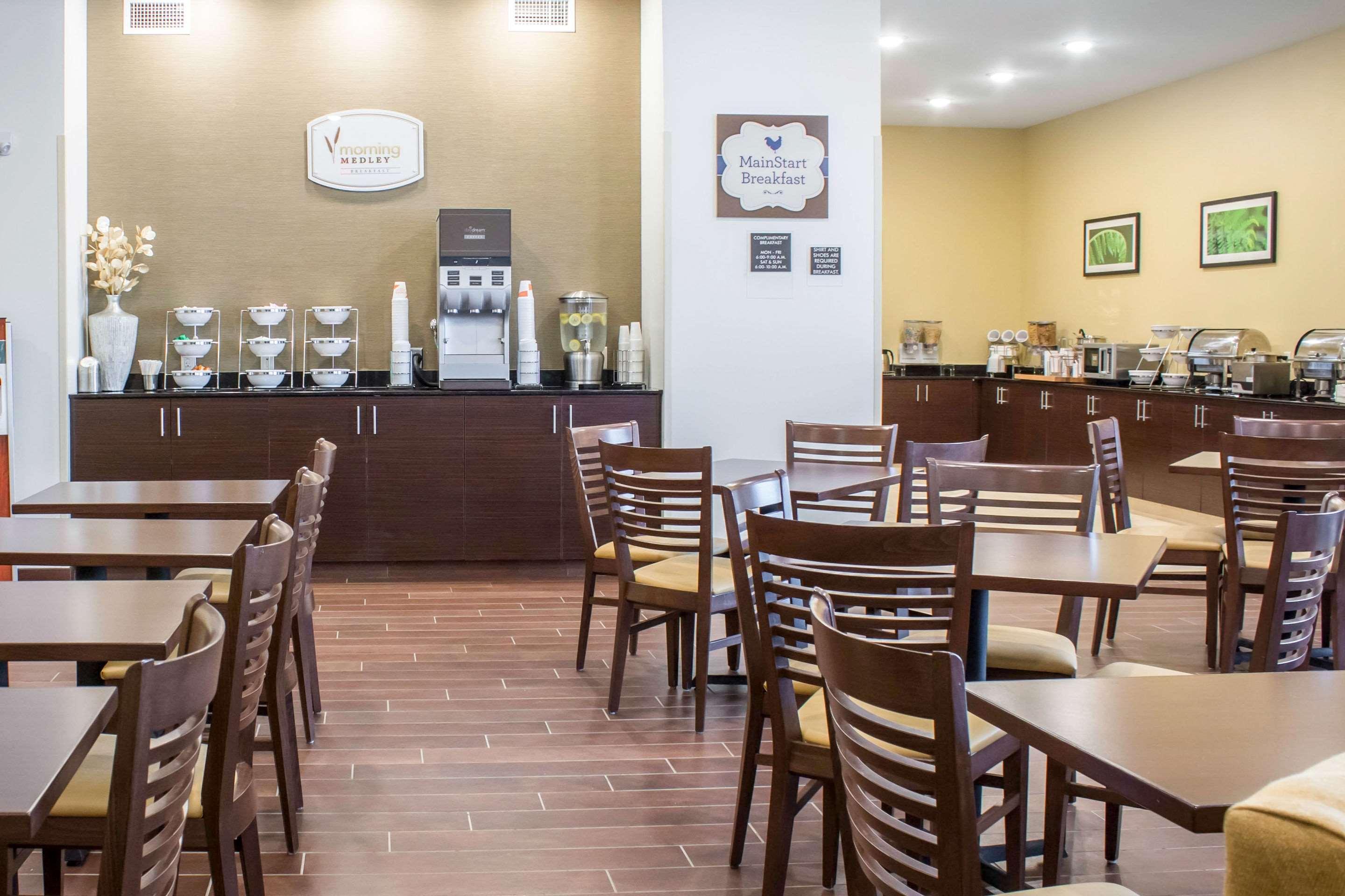 Sleep Inn & Suites Lincoln University Area Εξωτερικό φωτογραφία