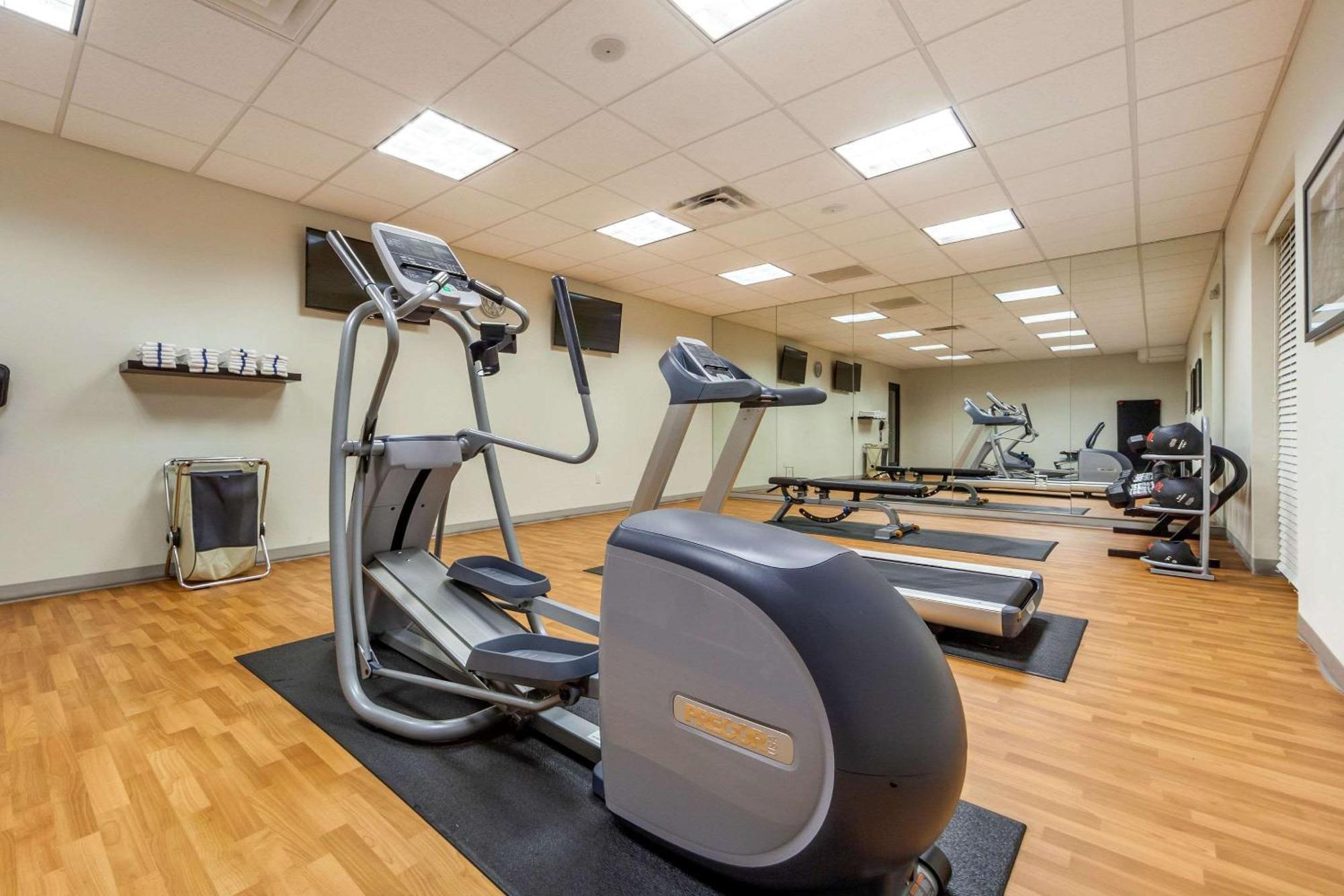 Sleep Inn & Suites Lincoln University Area Εξωτερικό φωτογραφία