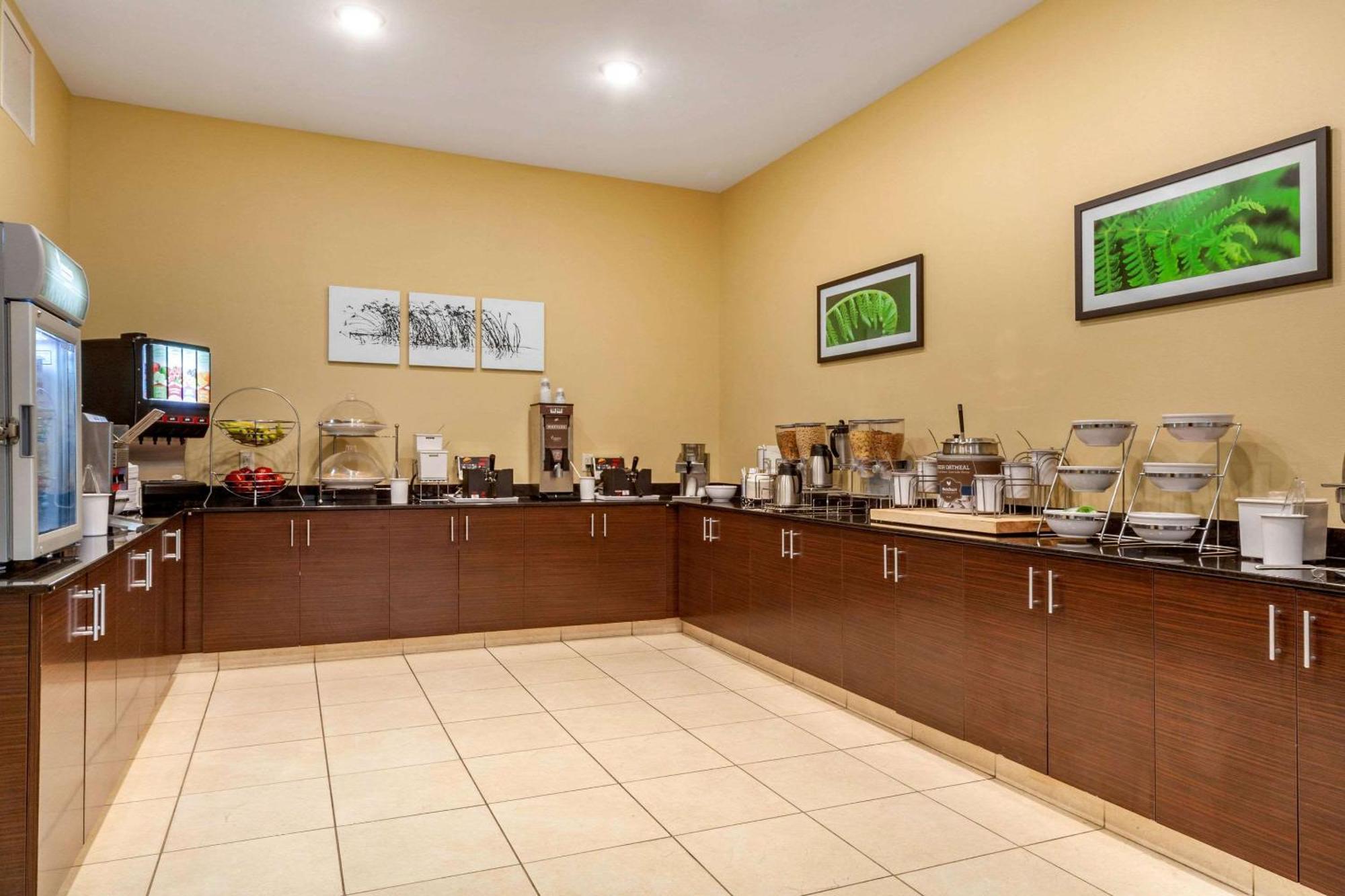 Sleep Inn & Suites Lincoln University Area Εξωτερικό φωτογραφία