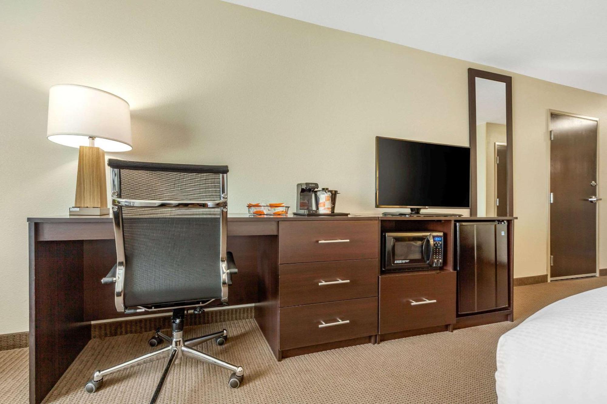 Sleep Inn & Suites Lincoln University Area Εξωτερικό φωτογραφία