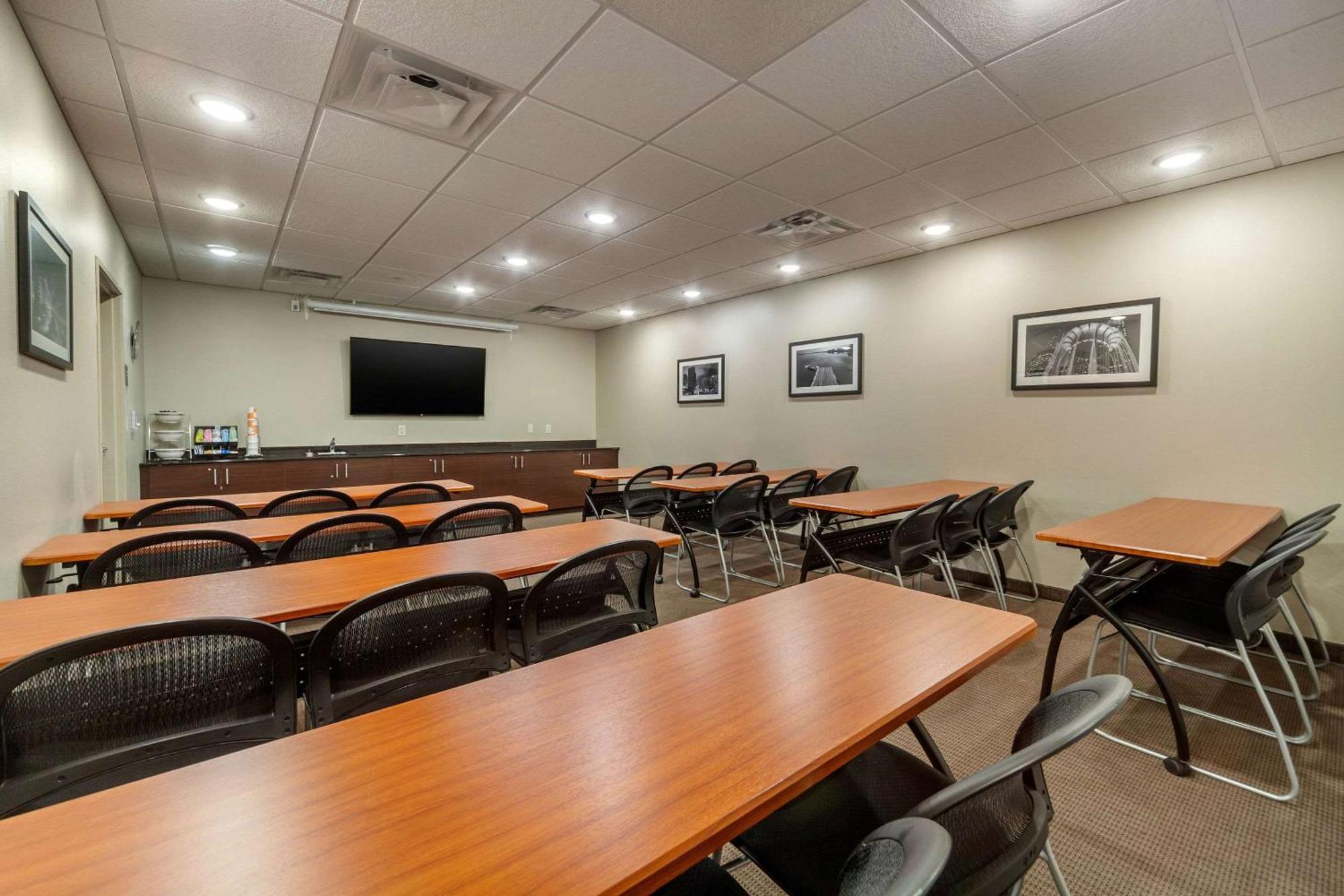 Sleep Inn & Suites Lincoln University Area Εξωτερικό φωτογραφία