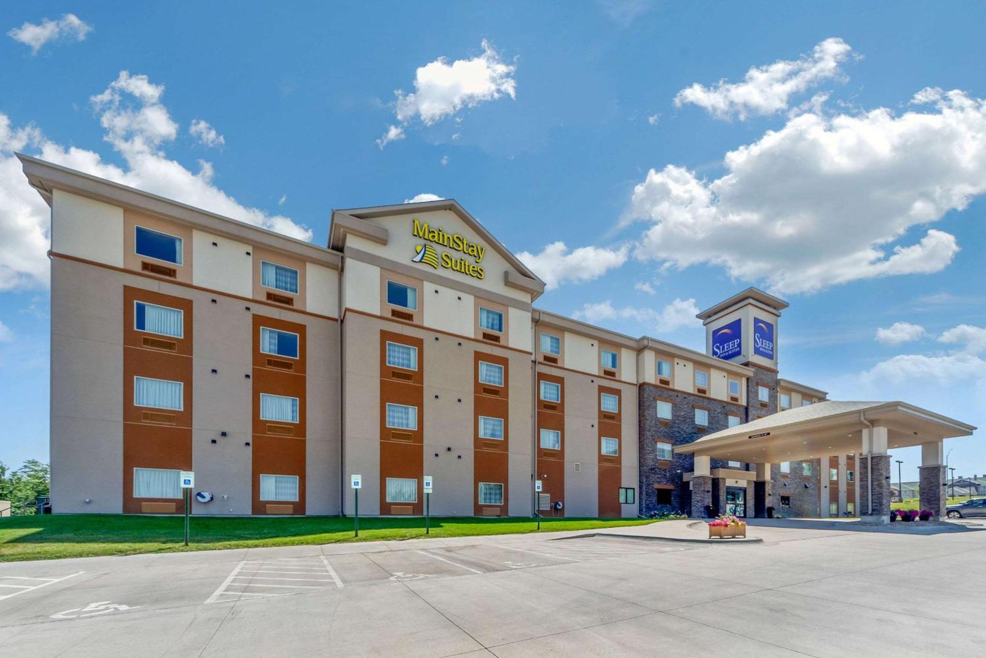 Sleep Inn & Suites Lincoln University Area Εξωτερικό φωτογραφία